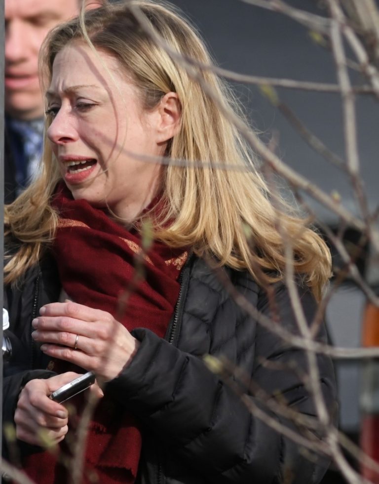 20 minutes ago Chelsea Clinton, confirmed as…See more