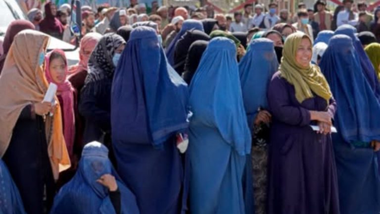 Voting traditions and American values at polling places debated over religious attire